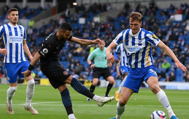  多特蒙德主场平局引争议，球迷质疑裁判尺度  